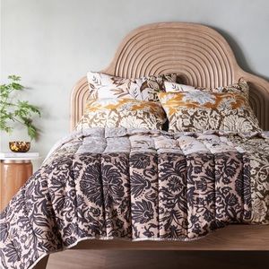 ISO Anthropologie Meyer Quilt and Shams